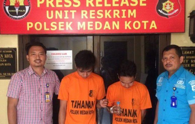 Asyik Nikmati Sabu, Riandi dan Simbolong Diringkus Polsek Medan Kota 