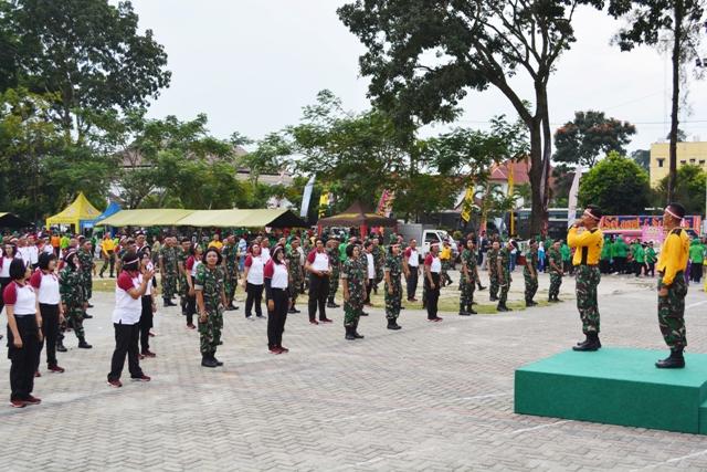 Jalin Kekompakan, Personil TNI-Polri di Pematang Siantar Olahraga Bersama