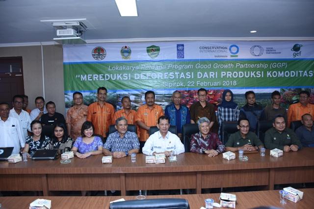 Pertumbahan Kelapa Sawit Pesat, Pemkab Tapsel Bentuk Forum Multi Pihak