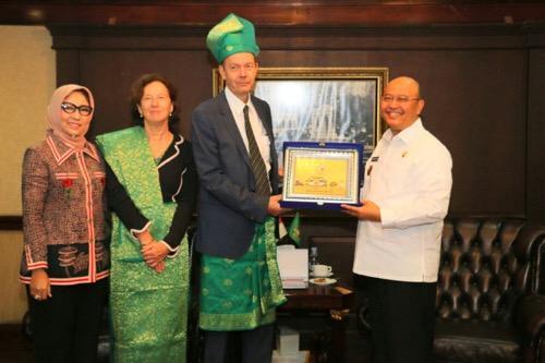 Walikota Medan Bersama Ketua TP PKK Menerima Kunjungan Duta Besar Republik Federal Jerman untuk Indonesia