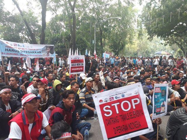 Inilah 8 Tuntutan dari Unjuk Rasa Aliansi 3000 Nelayan di DPRD Sumut