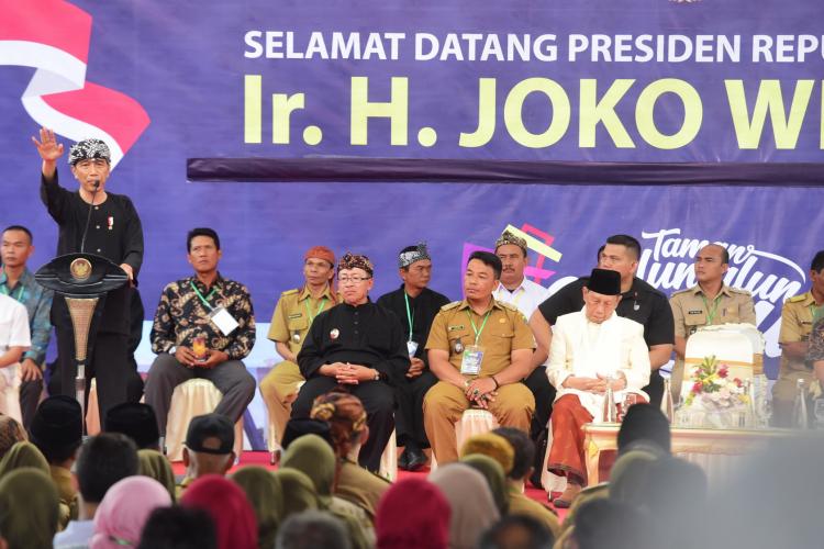 Apresiasi Alun-Alun Kabupaten Cianjur, Presiden: Bisa Jadi Inspirasi Bagi Kota/Kabupaten Lain
