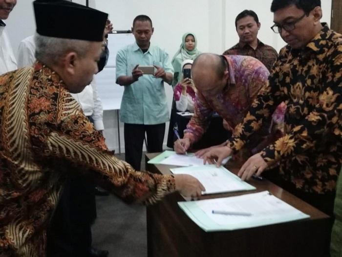 Ditjen PHU Kemenang Berangkatkan Tim Penyediaan Layanan Haji ke Arab Saudi
