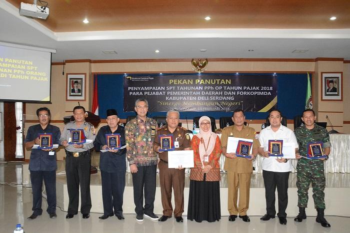 Bupati Deli Serdang Jadi Panutan Penyampaian SPT Tahunan via e-Filing