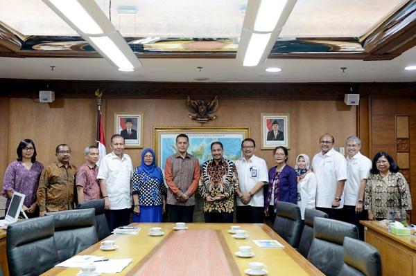 Wagubsu Bersama Menpar Bahas Percepatan Pengembangan Pariwisata Danau Toba