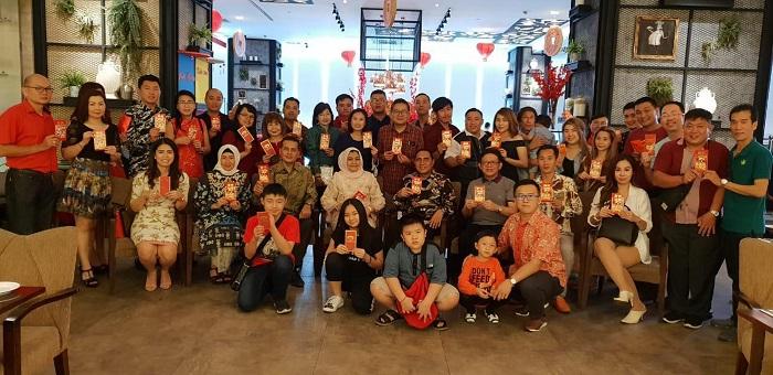 Gubsu dan Wagubsu Merayakan Imlek Bersama Keluarga Besar Generasi Marga Zhang