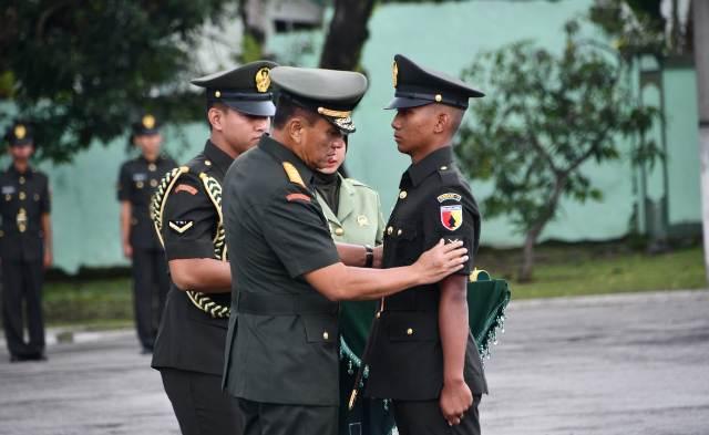 Pangdam Brawijaya Resmi Lantik Para Bintara Jadi Serda