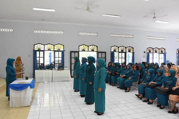 Ketua TP PKK Deli Serdang Lantik 4 Ketua PKK Kecamatan