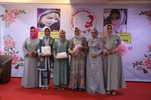 Plt Ketua TP PKK Kota Medan Hadiri Milad  ke 5 Pengajian Wanita Medan