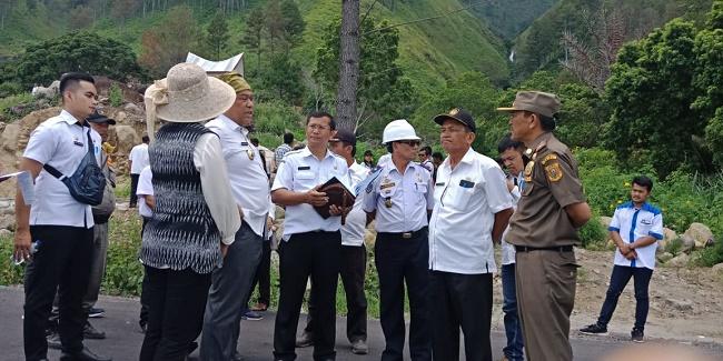 Bupati Dairi Minta Seluruh OPD Bersinergi Maksimalkan Potensi Wisata Air Terjun Siringo
