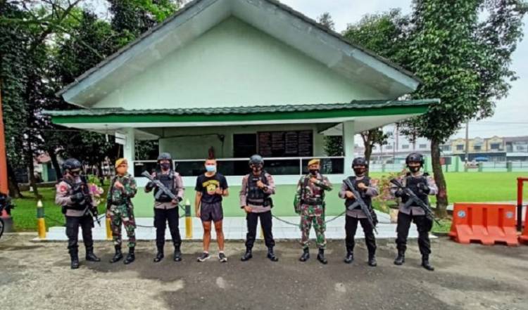 Brimob Polda Sumut Perkuat Sinergitas, Sambangi Mako TNI di Jalan SM Raja Medan