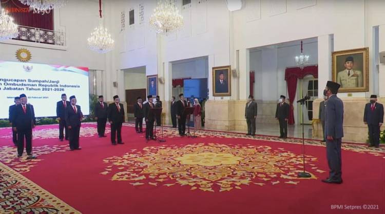 Presiden Jokowi Saksikan Pengucapan Sumpah/Janji Anggota Ombudsman Republik Indonesia