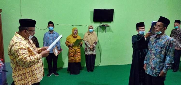 Kepala Kantor Kemenag Kota Padangsidimpuan Lantik Pengawas Madrasah