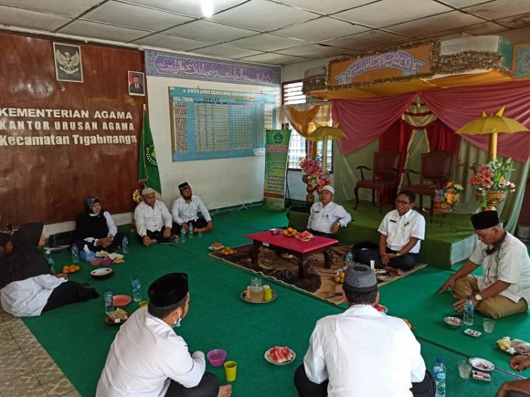 Kakankemenag Karo H Mustapid MA Sapa Penyuluh Agama Islam Non PNS di 3 Kecamatan