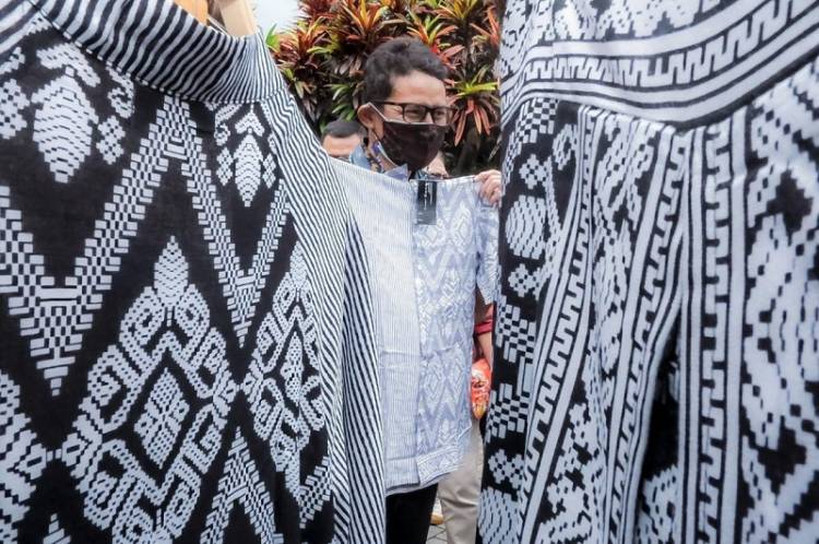 Sandiaga Uno Ajak Milenial Ciptakan Lapangan Kerja di Sektor Pariwisata dan Ekonomi Kreatif