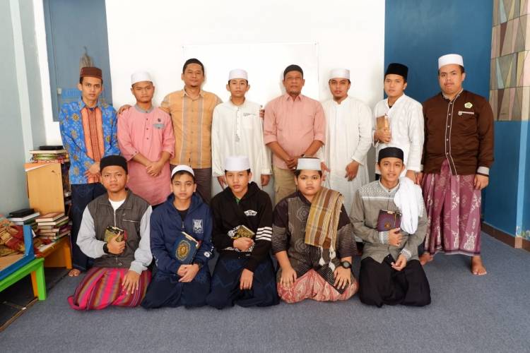 Rumah Tahfidz As Sakinah Kembali Lahirkan Penghafal Al Quran, Anak Wartawan Senior Tahfidz 30 Juz