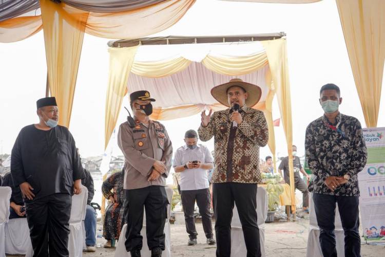 Permudah Nelayan Urus STDK, Bobby Nasution Minta UPT Distankan Berkantor di Kampung Bagan Deli