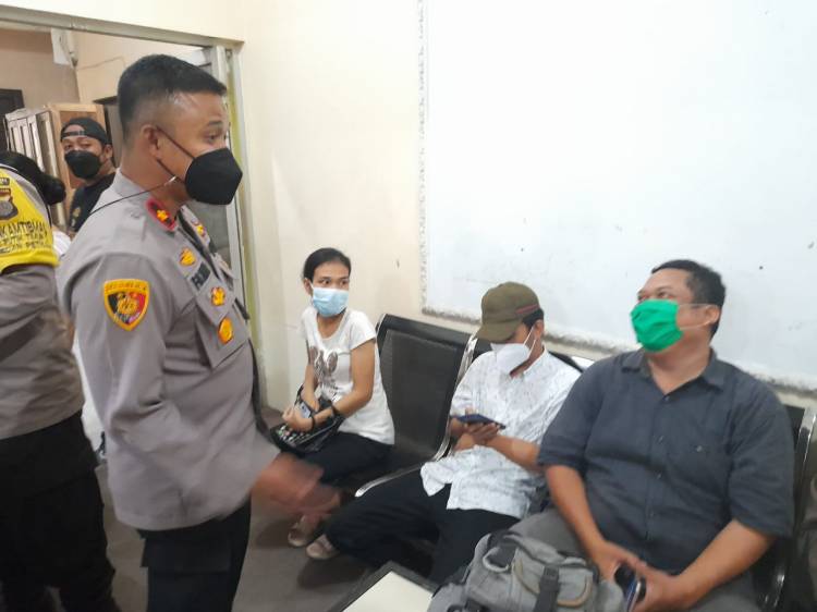 Belum Vaksin, Kapolsek Medan Baru Ajak Warga Lakukan Vaksin dengan Bawa Foto Copy KTP atau KK