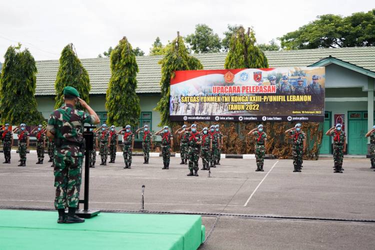 Pangdam Lepas Prajurit Satgas Konga XXIII-P/UNIFIL 2022 ke Lebanon