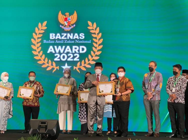 Lazada Terima Penghargaan Baznas untuk Kategori Kepedulian Perusahaan Terbaik
