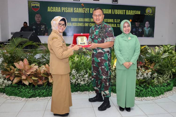 Walikota Pematang Siantar Sambut Danrindam I/BB yang Baru, Kolonel Inf Charles Sagala