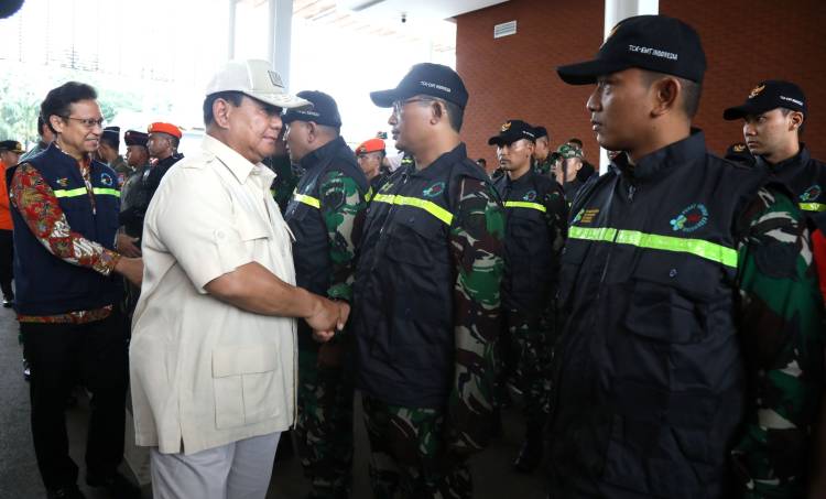 Menhan Prabowo Lepas Keberangkatan Bantuan Kemanusiaan RI untuk Turki