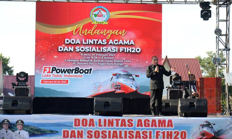 Harapkan Kesuksesan F1H20 Danau Toba, Gubernur Sumut Bersama Seribuan Masyarakat Ikuti Doa Lintas Agama di Balige