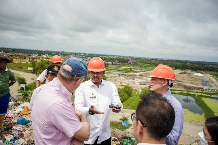Kota Medan Raih Sertifikat Adipura Kategori Kota Metropolitan