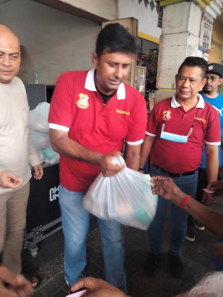 Raih Sukses dengan Alat Musik, Bakti Ibrahim Selalu Bersedekah Bantu Warga Kurang Mampu di Medan