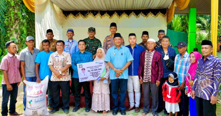  Plt Bupati Langkat Serahkan Bantuan Saat Resmikan Masjid Al Falah di Wampu