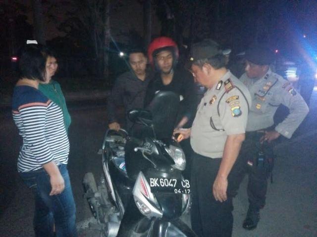 Antisipasi Tindak Kejahatan Jalanan, Polsek Delitua Gelar Razia di Jalan Tritura
