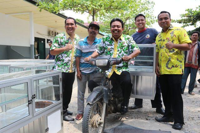 Pemkab Labura Salurkan Alat Bantu Usaha