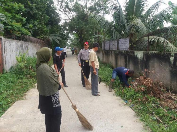 Wujudkan Kampung Bebas Narkoba, Bhabinkamtibmas Polsek Delitua Ajak Warga Gotong Royong