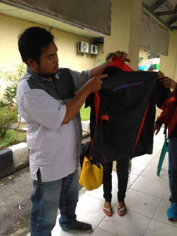 Jurnalis INews TV Nyaris Dibunuh Preman Usai Beritakan Lahan dan Gudang Semen Ilegal di Jalan H Anif