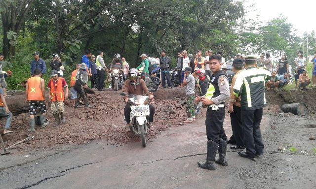 Kerugian Kerusakan Banjir dan Longsor di Kaputan Lima Puluh Kota Capai Rp 252,9 Miliar
