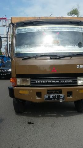 Terlindas Ban Truk, Ayah dan Putrinya Tewas di Labuhan Deli