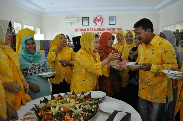HUT ke-37 Dekranasda Deli Serdang Gelar Syukuran