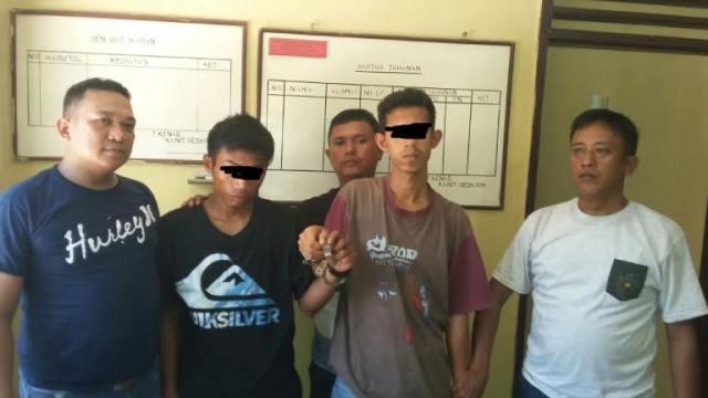 Dua Pengedar Sabu Diciduk Polsek Talun Kenas
