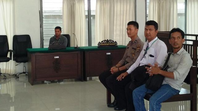 Jaksa Dakwa Pria Pencaci Anggota Polisi di Malam Tahun Baru 2017 Lalu