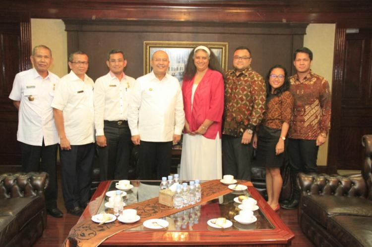 Walikota Medan Kaji Penghapusan Angkot dan Taksi