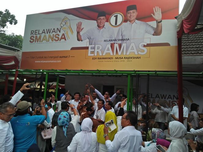 Relawan Smansa Rela Patungan Demi Wujudkan Sumut Bermartabat
