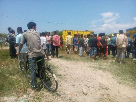 Ribuan Bal Pakaian Bekas yang Diamankan di Pantai Labu, Diserahkan ke Belawan