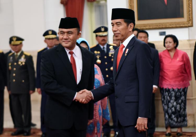 Gantikan Budi Waseso, Presiden Jokowi Lantik Heru Winarko Sebagai Kepala BNN