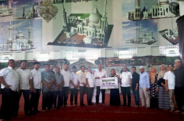 Jumat Berkah, Bank Muamalat Bantu Pembangunan Masjid Agung Medan