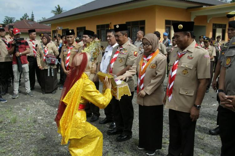 Hadiri Pembukaan Pertikarada Sumut, Sekdaprov Sabrina Berpesan Eksistensi Pramuka Harus Dipertahankan