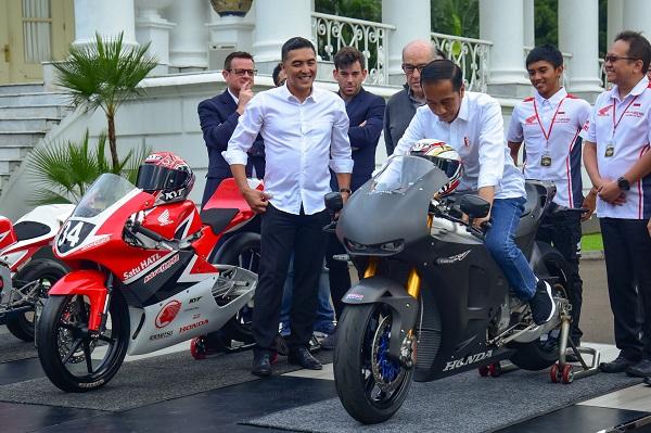 Bertemu CEO Dorna, Presiden Jokowi Sampaikan Kesiapan Indonesia Gelar MotoGP 2021