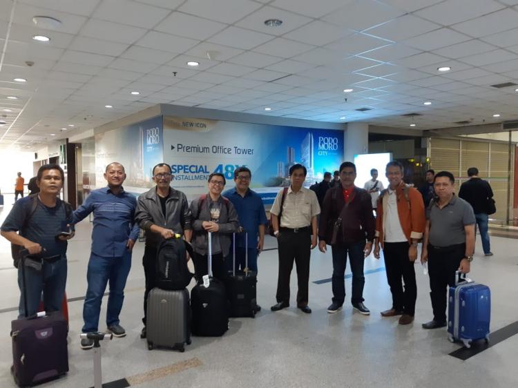 Prof Tahir Kasnawi Pimpin Kafilah Unhas ke  Konfrensi Sosiologi di Medan