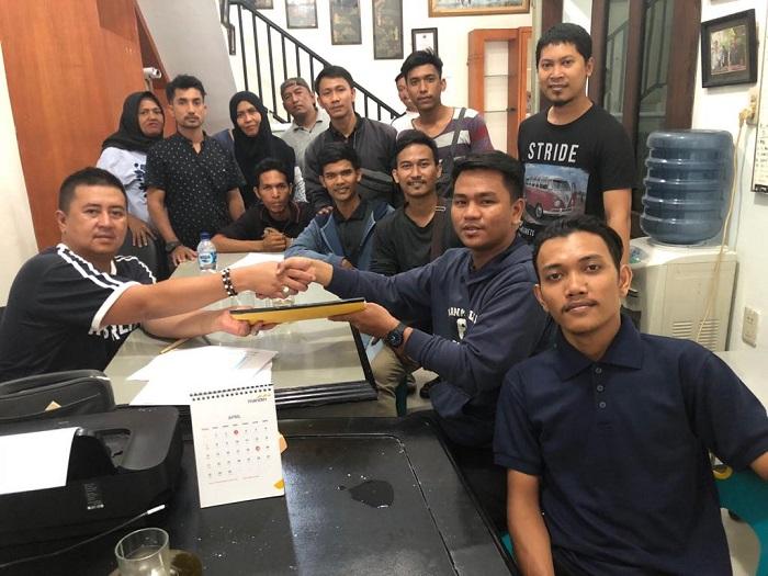 Mengaku Diberhentikan Sepihak, Karyawan JNT Mengadu Ke Anggota DPRD Sumut