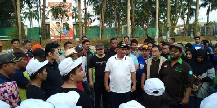 Yayasan Budaya Hijau Indonesia Lakukan Pembersihan dan Penanaman Pohon di Sepanjang Jalan Krakatau Medan 