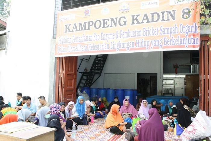 Bersama Yayasan Budaya Hijau, Kadin Sumut Gelar Pelatihan Eco Enzyme dan Briket Sampah Organik